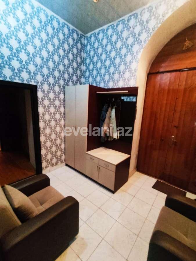 Satılır, həyət evi / bağ, 4 otaqlı, 109 m², Bakı, Səbail r, Bayıl q.