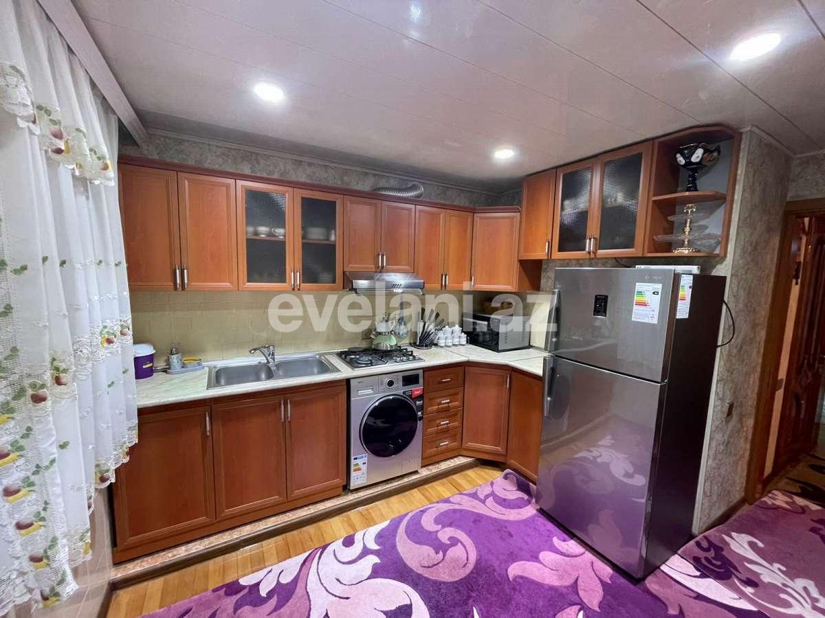 Satılır, köhnə tikili, 3 otaqlı, 85.3 m², Bakı, Sabunçu r, Bakıxanov q, Neftçilər m.