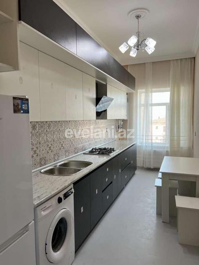Kirayə verilir, köhnə tikili, 3 otaqlı, 80 m², Bakı, Xətai r, Həzi Aslanov m.