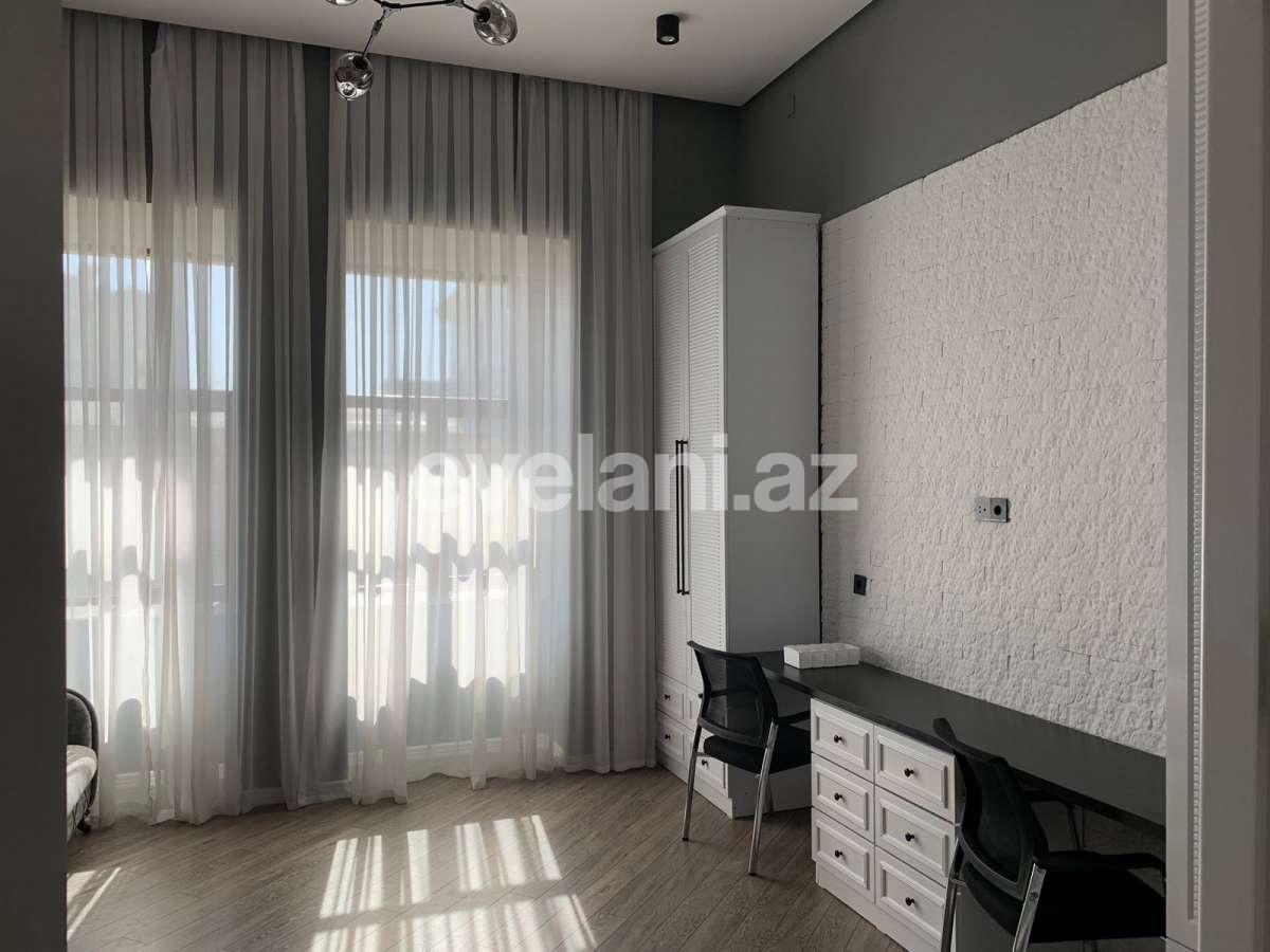 Kirayə verilir, köhnə tikili, 3 otaqlı, 140 m², Bakı, Səbail r, Sahil m.