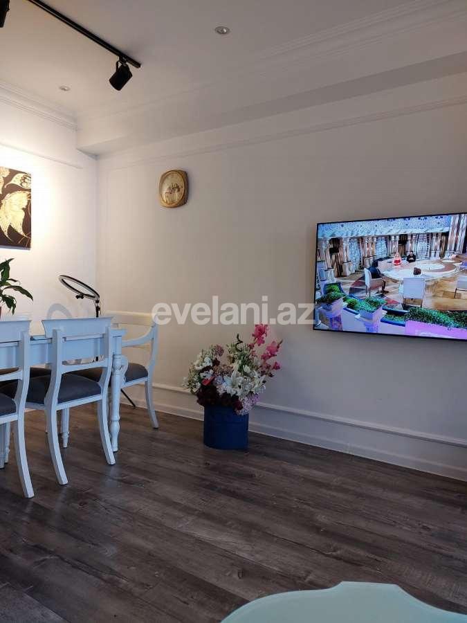 Kirayə verilir, köhnə tikili, 2 otaqlı, 62.99 m², Bakı, Səbail r, Sahil m.