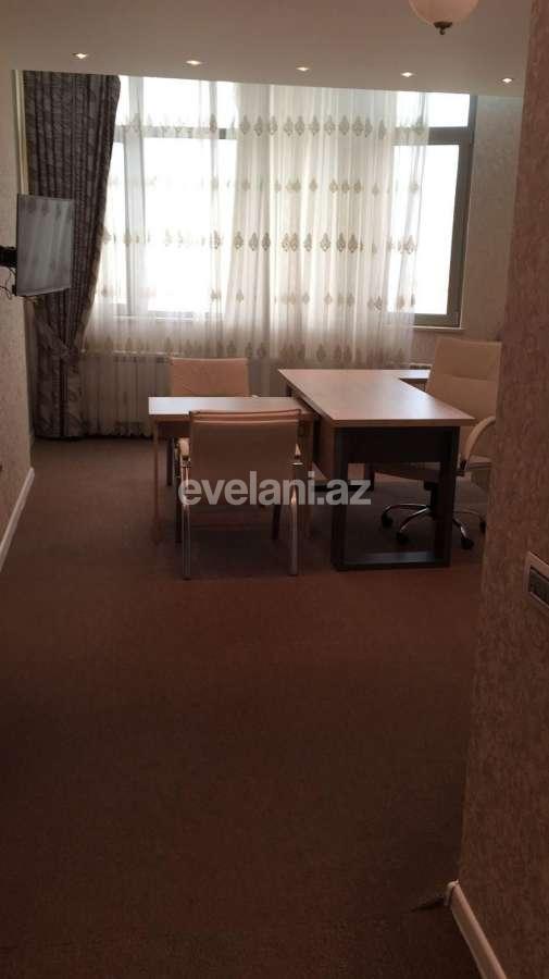 Satılır, yeni tikili, 4 otaqlı, 214 m², Bakı, Yasamal r, Yasamal q, Elmlər Akademiyası m.