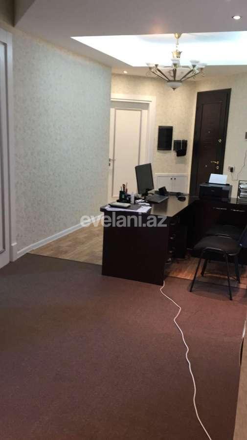 Satılır, yeni tikili, 4 otaqlı, 214 m², Bakı, Yasamal r, Yasamal q, Elmlər Akademiyası m.