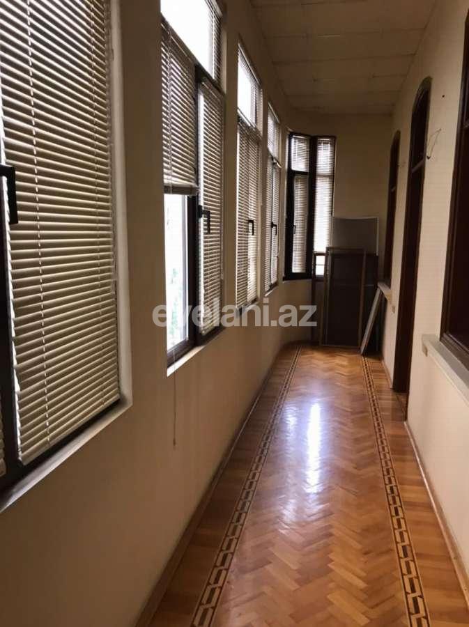 Kirayə verilir, ofis, 5 otaqlı, 210 m², Bakı, Səbail r, Sahil m.