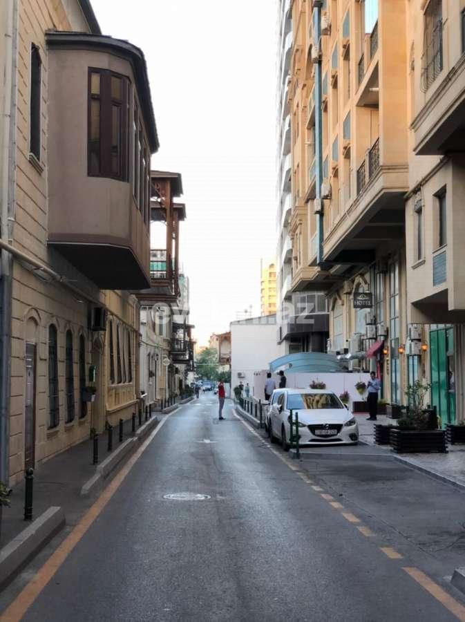 Kirayə verilir, ofis, 5 otaqlı, 210 m², Bakı, Səbail r, Sahil m.