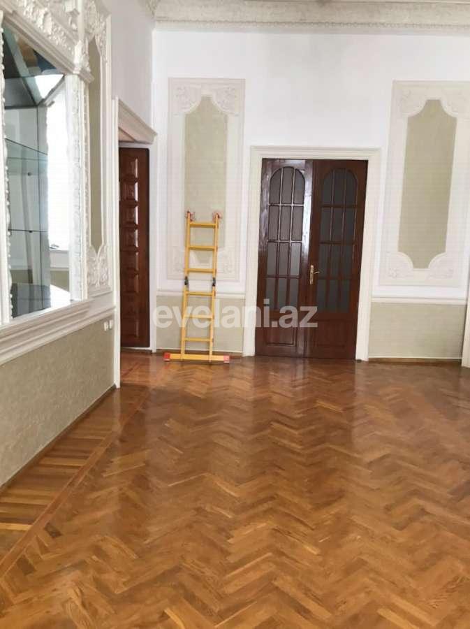 Kirayə verilir, ofis, 5 otaqlı, 210 m², Bakı, Səbail r, Sahil m.