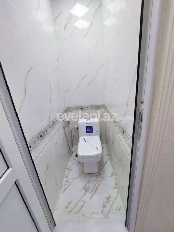 Satılır, köhnə tikili, 2 otaqlı, 48 m², Bakı, Binəqədi r, 7-ci mikrorayon q, Azadlıq prospekti m.