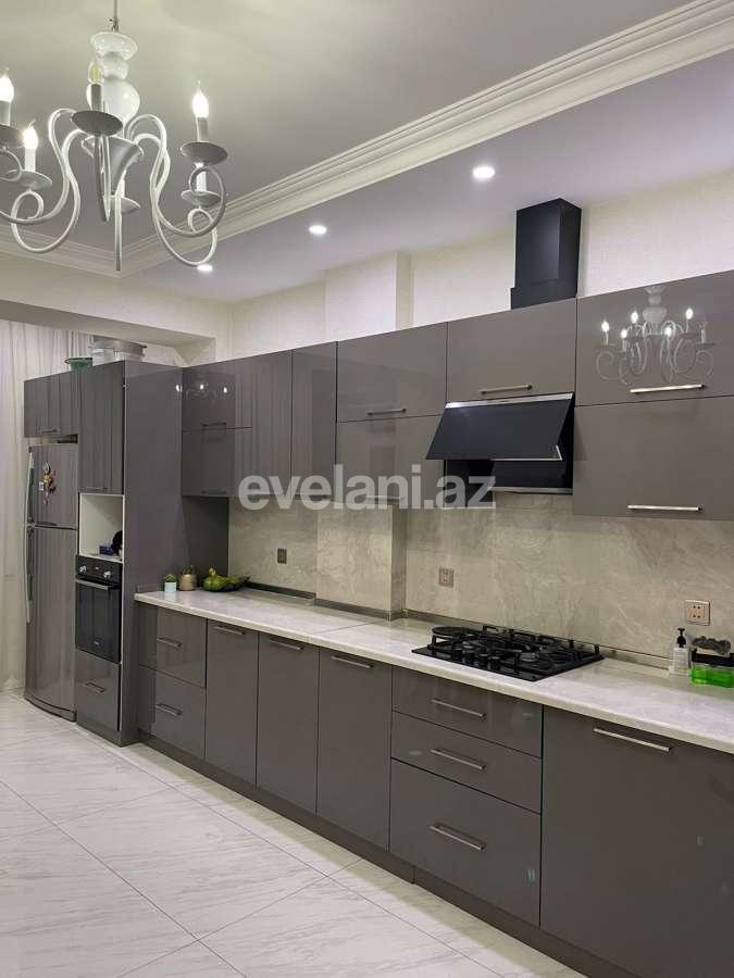 Satılır, yeni tikili, 4 otaqlı, 200 m², Bakı, Binəqədi r.
