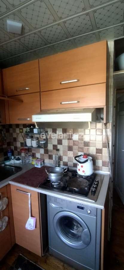 Satılır, köhnə tikili, 245 otaqlı, 45 m², Bakı, Nizami r, Neftçilər m.