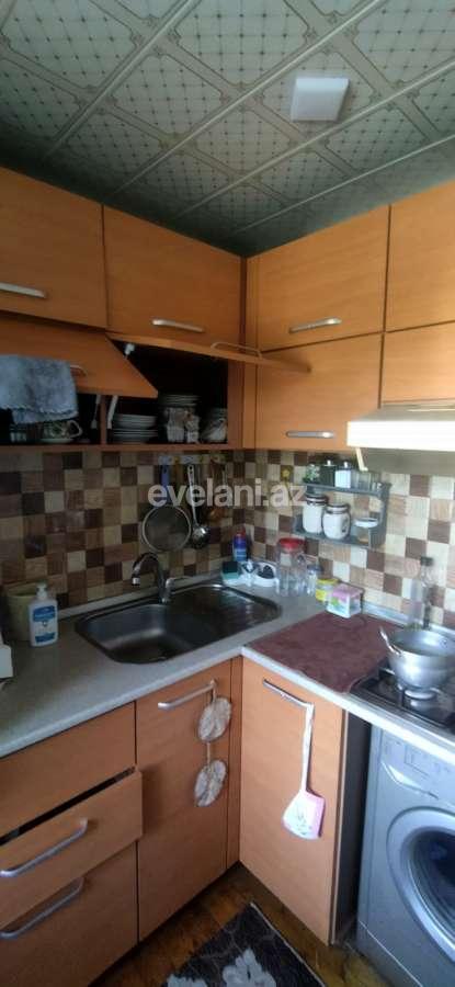 Satılır, köhnə tikili, 245 otaqlı, 45 m², Bakı, Nizami r, Neftçilər m.