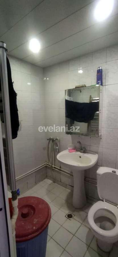 Satılır, köhnə tikili, 245 otaqlı, 45 m², Bakı, Nizami r, Neftçilər m.