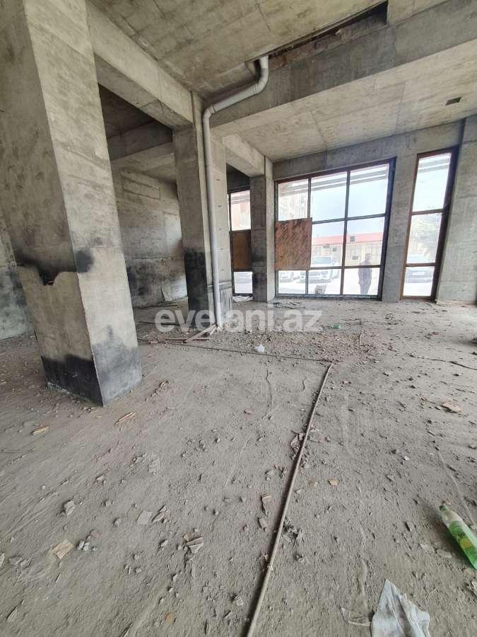 Satılır, obyekt, 800 m², Bakı, Binəqədi r, 8-ci mikrorayon q.