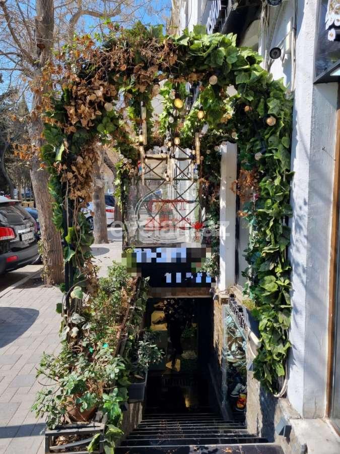 Kirayə verilir, obyekt, 50 m², Bakı, Səbail r, Sahil m.