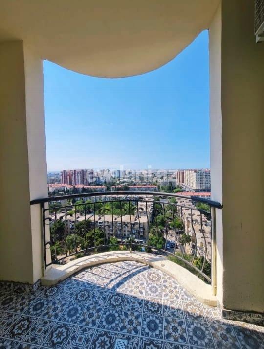 Satılır, yeni tikili, 2 otaqlı, 70 m², Bakı, Nizami r, Neftçilər m.