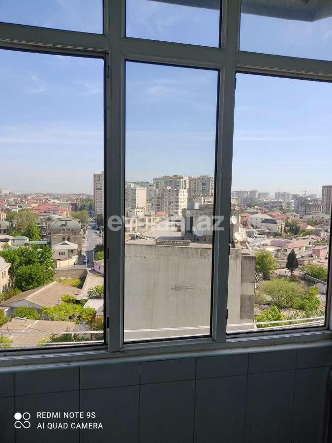 Satılır, köhnə tikili, 3 otaqlı, 90 m², Bakı, Nəsimi r, Memar Əcəmi m.