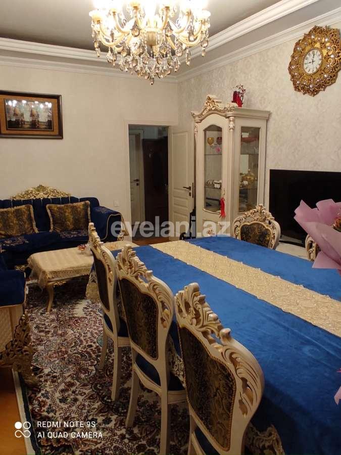 Satılır, köhnə tikili, 3 otaqlı, 90 m², Bakı, Nəsimi r, Memar Əcəmi m.