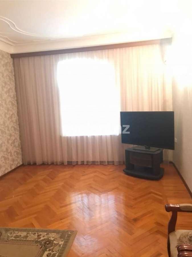 Satılır, köhnə tikili, 4 otaqlı, 99.99 m², Bakı, Yasamal r.