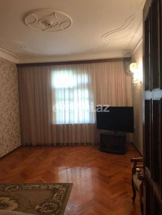 Satılır, köhnə tikili, 4 otaqlı, 99.99 m², Bakı, Yasamal r.