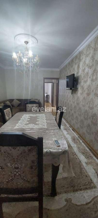 Satılır, köhnə tikili, 5 otaqlı, 110 m², Bakı, Binəqədi r, Azadlıq prospekti m.