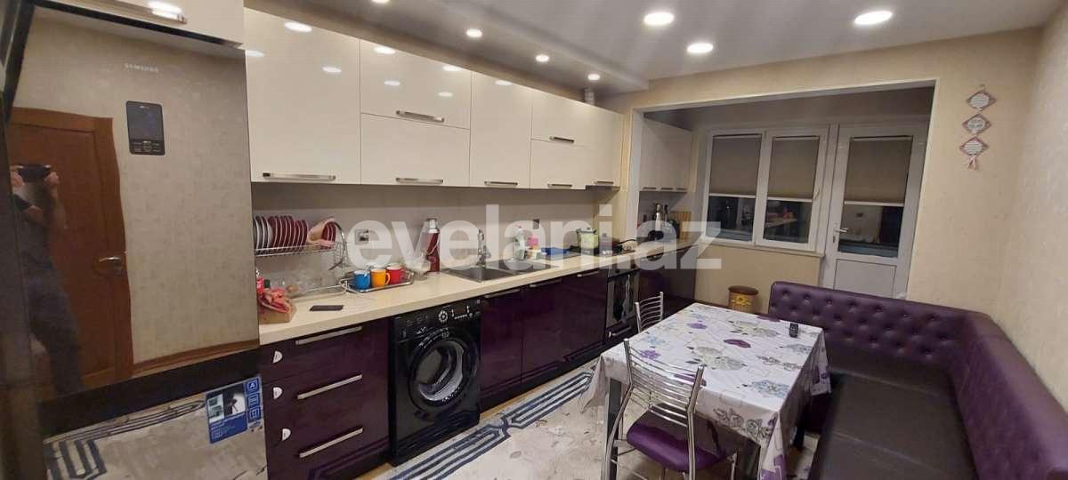 Satılır, köhnə tikili, 5 otaqlı, 110 m², Bakı, Binəqədi r, Azadlıq prospekti m.