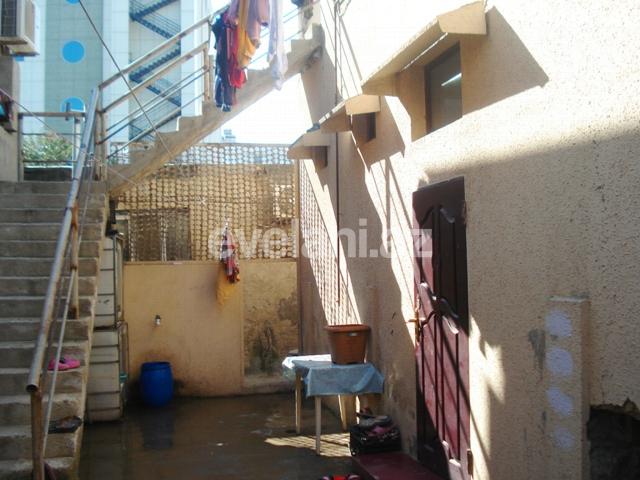 Satılır, villa, 8 otaqlı, 260 m², Bakı, Nizami r, Keşlə q, Şah İsmayıl Xətai m.