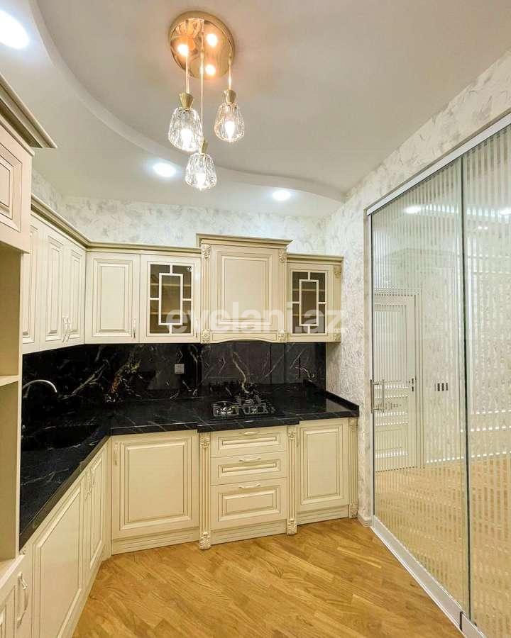 Satılır, yeni tikili, 3 otaqlı, 75 m², Bakı, Nizami r, Qara Qarayev m.