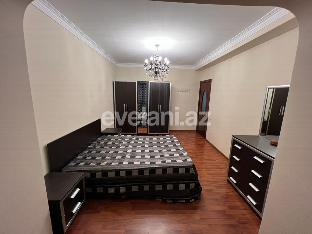 Rent, old building, 3 room, 129.99 m², Baku, Yasamal r.