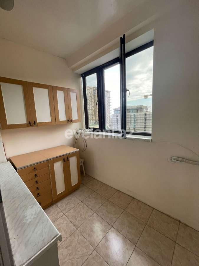 Kirayə verilir, köhnə tikili, 3 otaqlı, 100 m², Bakı, Xətai r, Ağ şəhər q, Şah İsmayıl Xətai m.