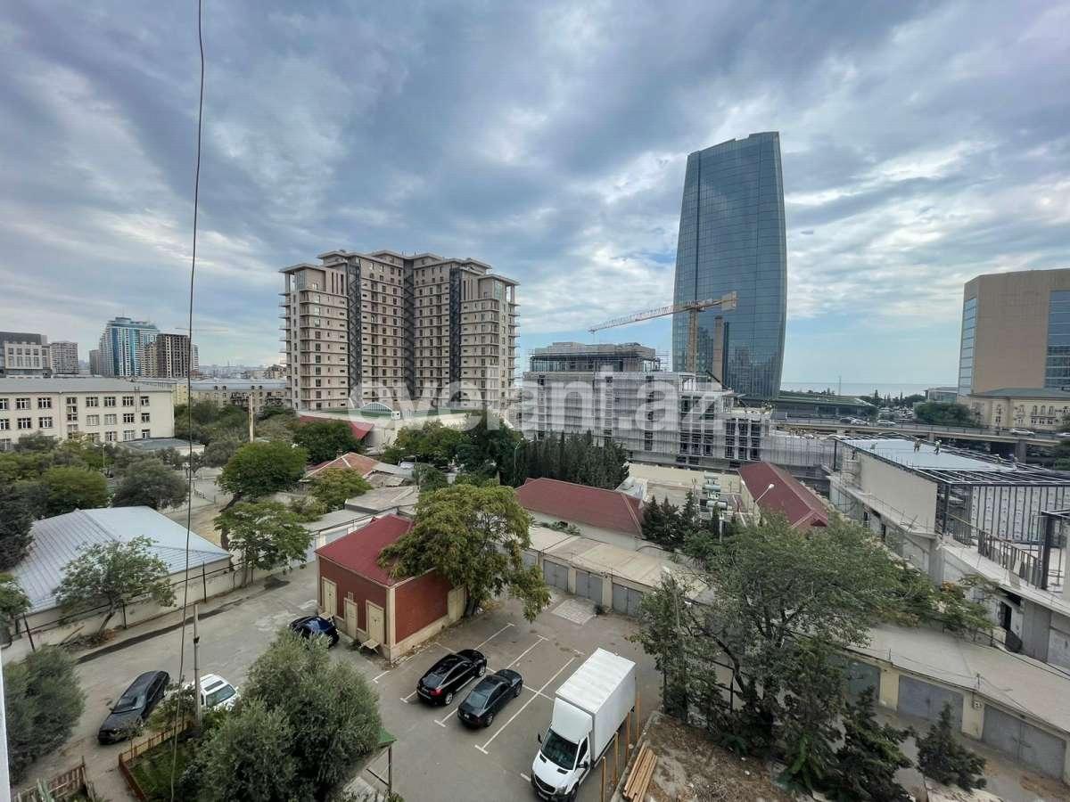 Kirayə verilir, köhnə tikili, 3 otaqlı, 100 m², Bakı, Xətai r, Ağ şəhər q, Şah İsmayıl Xətai m.