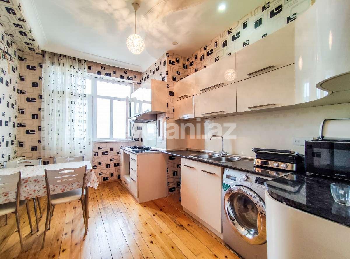 Satılır, yeni tikili, 2 otaqlı, 89 m², Bakı, Nizami r, Qara Qarayev m.