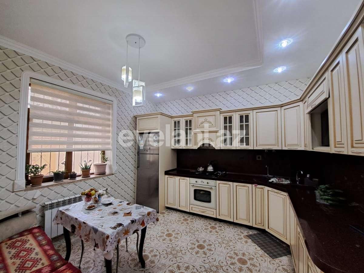 Продаётся, вилла, 5-комнаты, 330 m², Баку, Бинагадинский r, М. Расулзаде p, Азадлыг проспекти m.