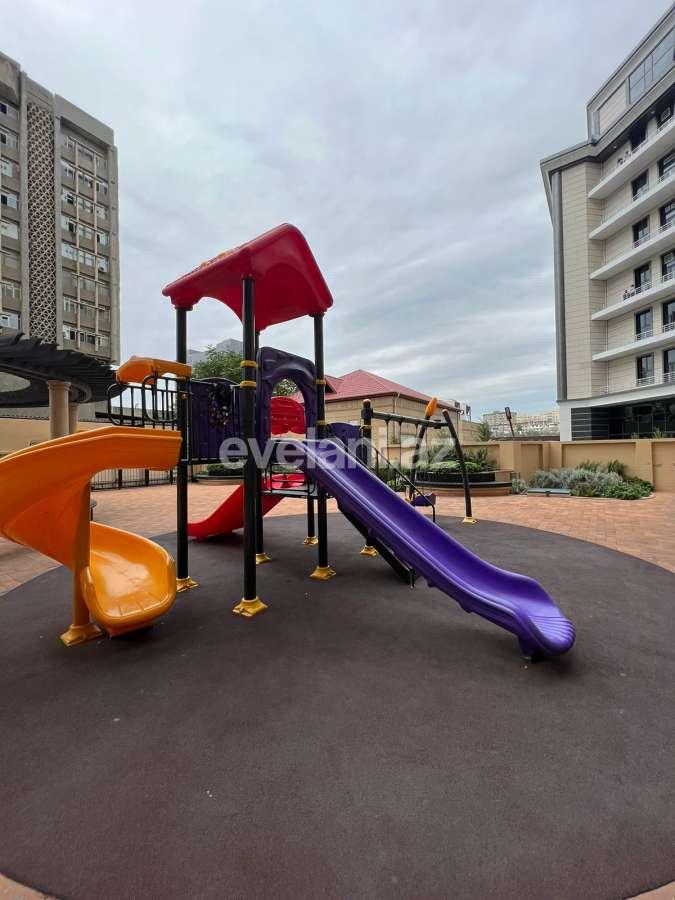 Satılır, yeni tikili, 2 otaqlı, 70 m², Bakı, Nərimanov r.