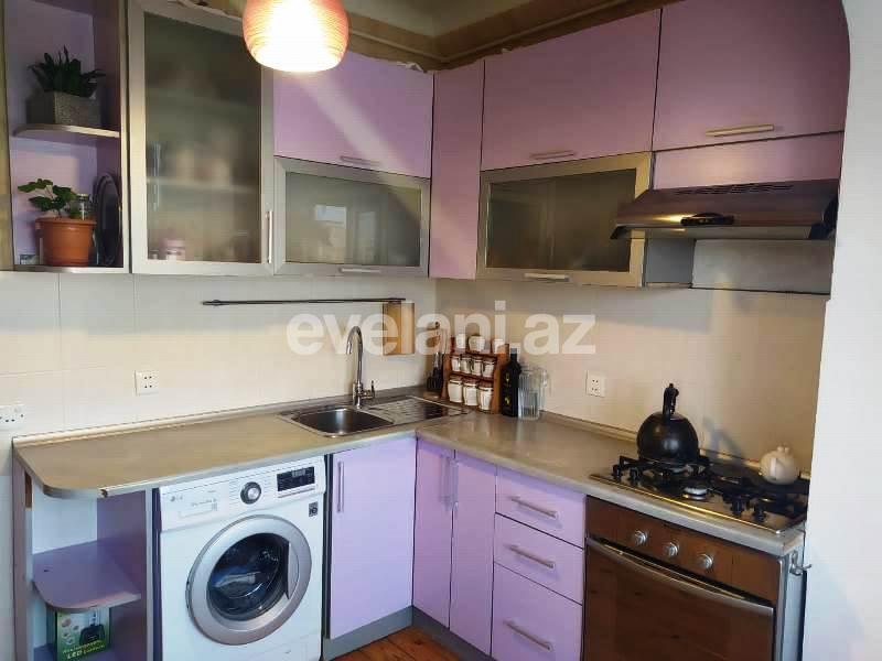 Satılır, köhnə tikili, 2 otaqlı, 65 m², Bakı, Xətai r, Əhmədli q, Xalqlar Dostluğu m.
