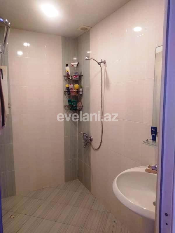 Satılır, köhnə tikili, 2 otaqlı, 65 m², Bakı, Xətai r, Əhmədli q, Xalqlar Dostluğu m.