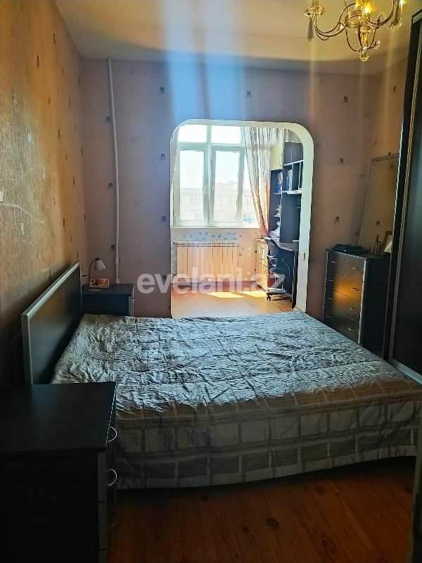 Satılır, köhnə tikili, 2 otaqlı, 65 m², Bakı, Xətai r, Əhmədli q, Xalqlar Dostluğu m.