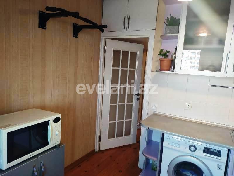 Satılır, köhnə tikili, 2 otaqlı, 65 m², Bakı, Xətai r, Əhmədli q, Xalqlar Dostluğu m.