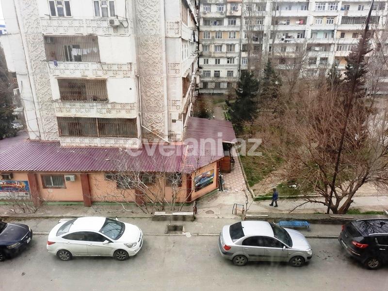 Satılır, köhnə tikili, 2 otaqlı, 65 m², Bakı, Xətai r, Əhmədli q, Xalqlar Dostluğu m.