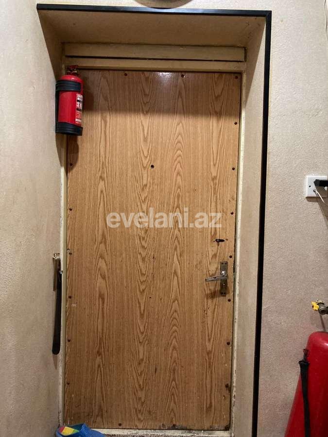 Sale, old building, 3 room, 71.3 m², Baku, Sabail r, Badamdar d, Elmlar Akademiyası m.