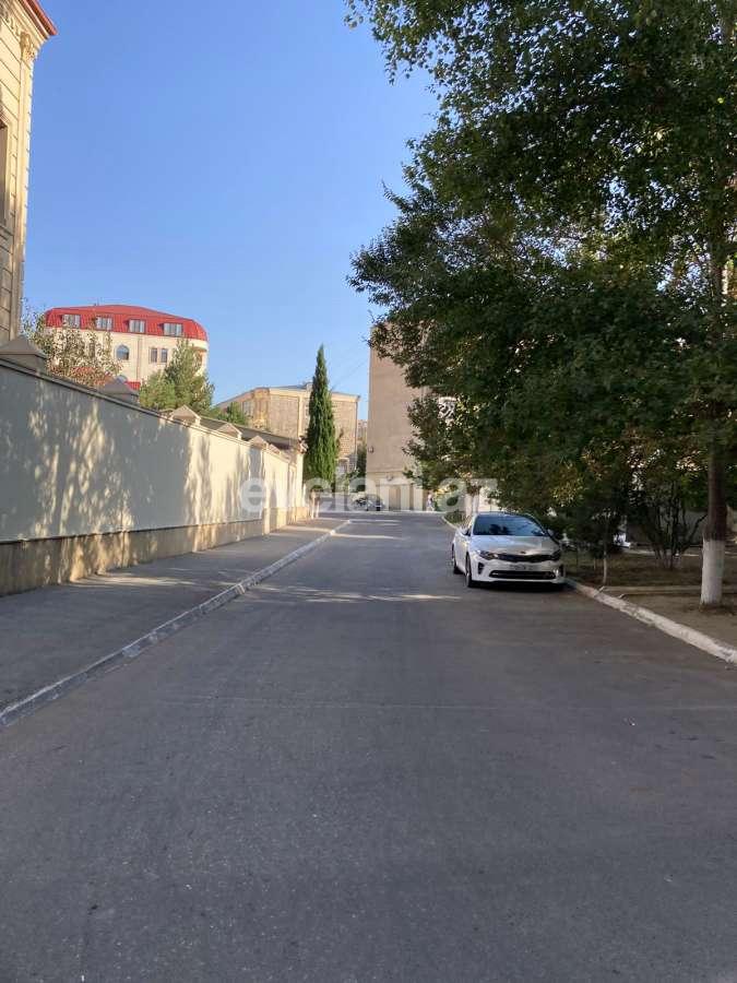 Sale, old building, 3 room, 71.3 m², Baku, Sabail r, Badamdar d, Elmlar Akademiyası m.