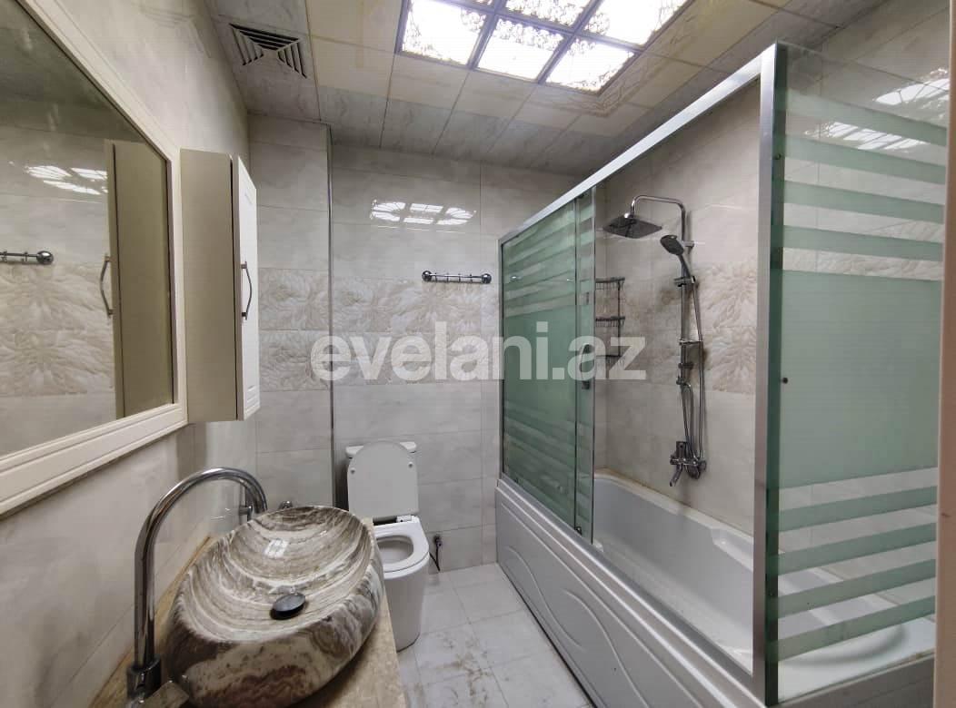 Satılır, yeni tikili, 2 otaqlı, 70 m², Bakı, Binəqədi r, 7-ci mikrorayon q, Azadlıq prospekti m.