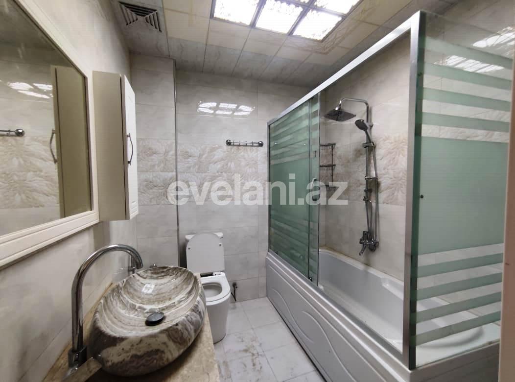 Satılır, yeni tikili, 2 otaqlı, 70 m², Bakı, Binəqədi r, 7-ci mikrorayon q, Azadlıq prospekti m.