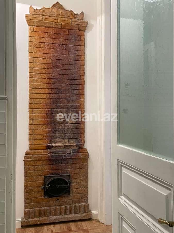 Rent, old building, 3 room, 130 m², Baku, Nasimi r.