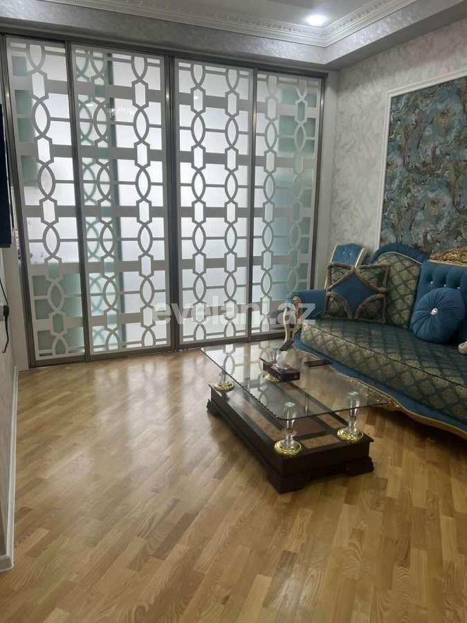 Kirayə verilir, köhnə tikili, 3 otaqlı, 110 m², Bakı, Xətai r, Əhmədli m.