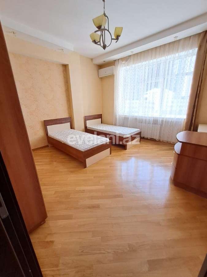 Satılır, yeni tikili, 3 otaqlı, 110 m², Bakı, Yasamal r, Elmlər Akademiyası m.