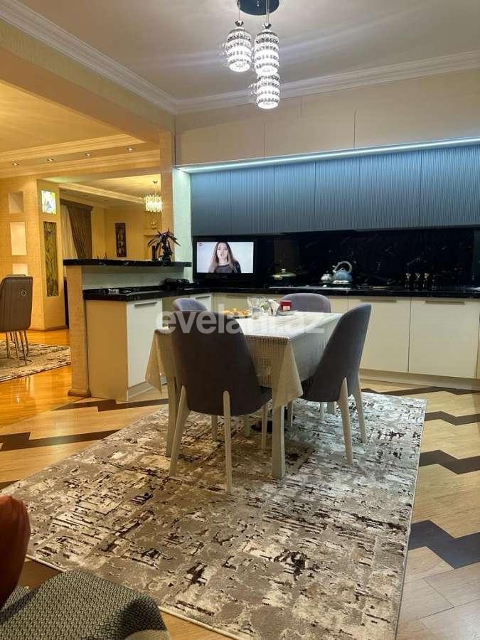 Satılır, yeni tikili, 4 otaqlı, 220 m², Bakı, Xətai r, Şah İsmayıl Xətai m.