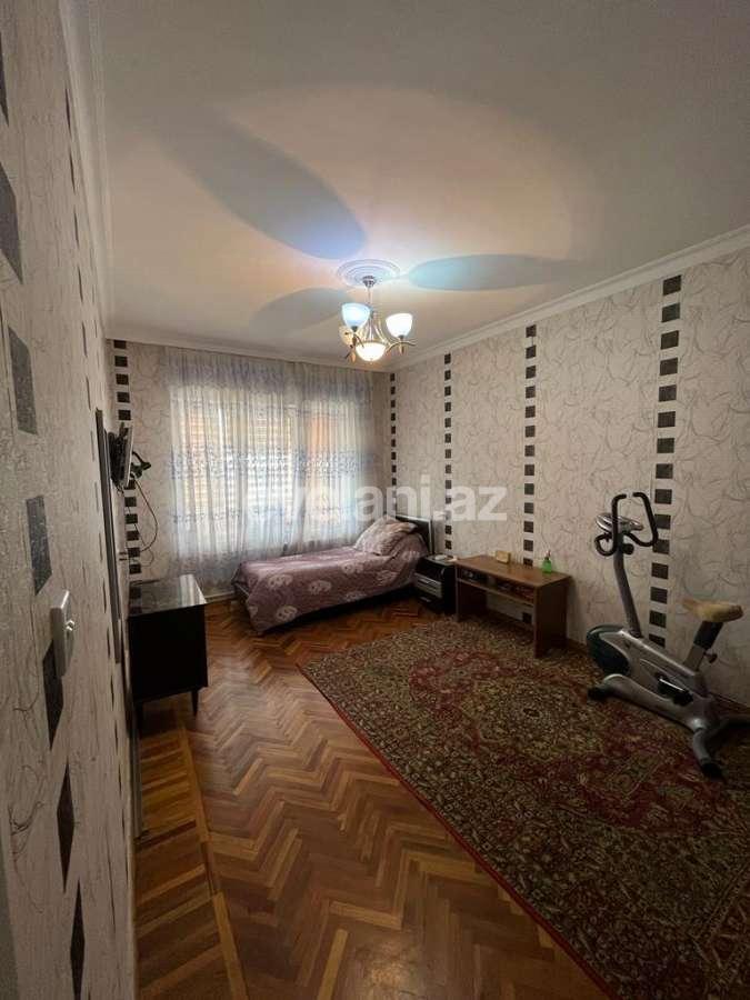 Продаётся, вторичка, 3-комнаты, 49.5 m², Баку, Бинагадинский r, 9-й микрорайон p.