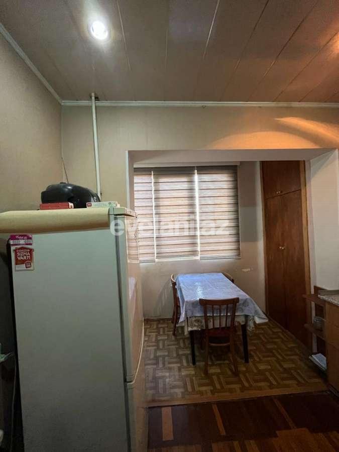 Продаётся, вторичка, 3-комнаты, 49.5 m², Баку, Бинагадинский r, 9-й микрорайон p.