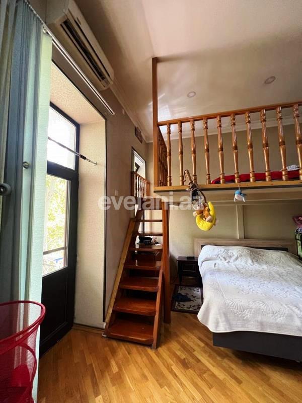 Sale, old building, 4 room, 100 m², Baku, Nasimi r, 28 may m.