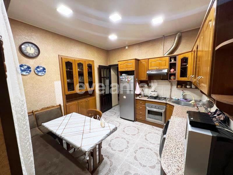 Sale, old building, 4 room, 100 m², Baku, Nasimi r, 28 may m.