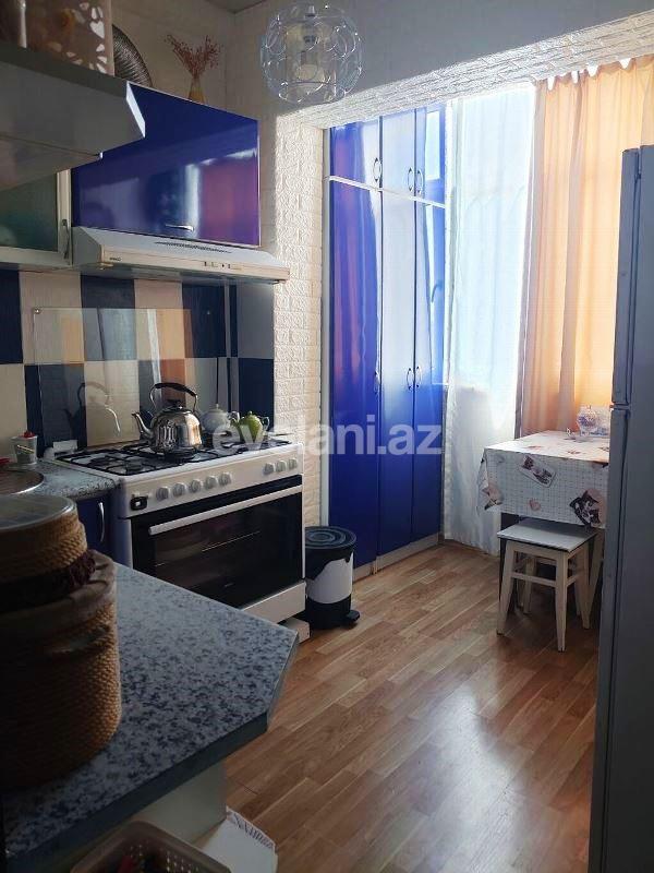 Sale, old building, 3 room, 75 m², Baku, Khatai r, Ahmedli d, Hazi Aslanov m.